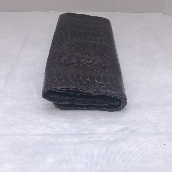 Dark purple genuine snakeskin wallet snap closure handmade - Picture 3 of 4